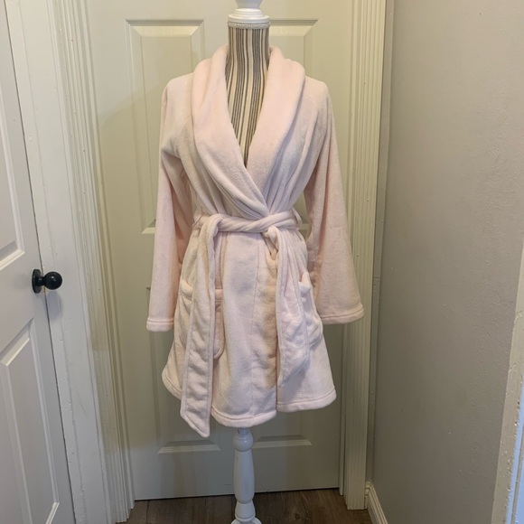 Victoria Secret Pink Robe - Picture 3 of 6